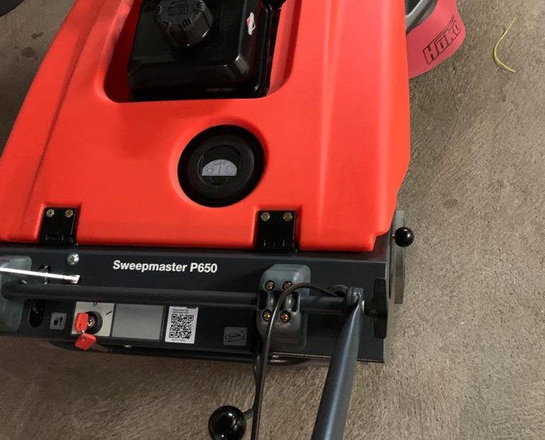 Manet 06 s'équipe d'une nouvelle balayeuse