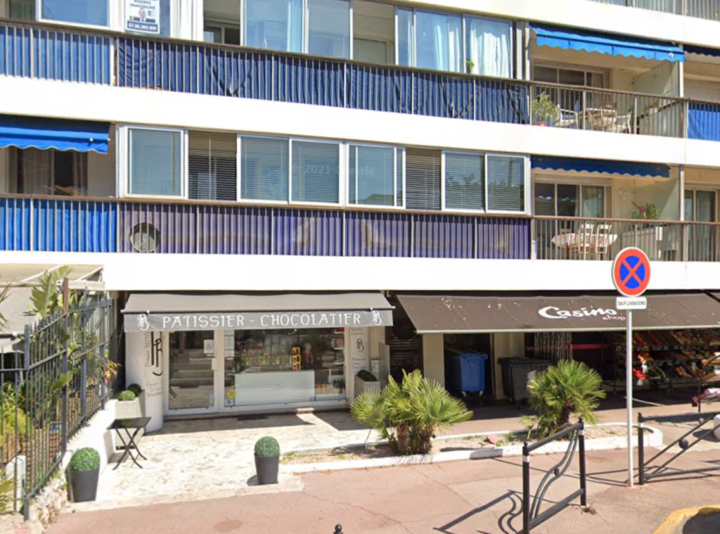 la copropriété Alexandra Palace à Cannes dispose d'un agent de service Manet